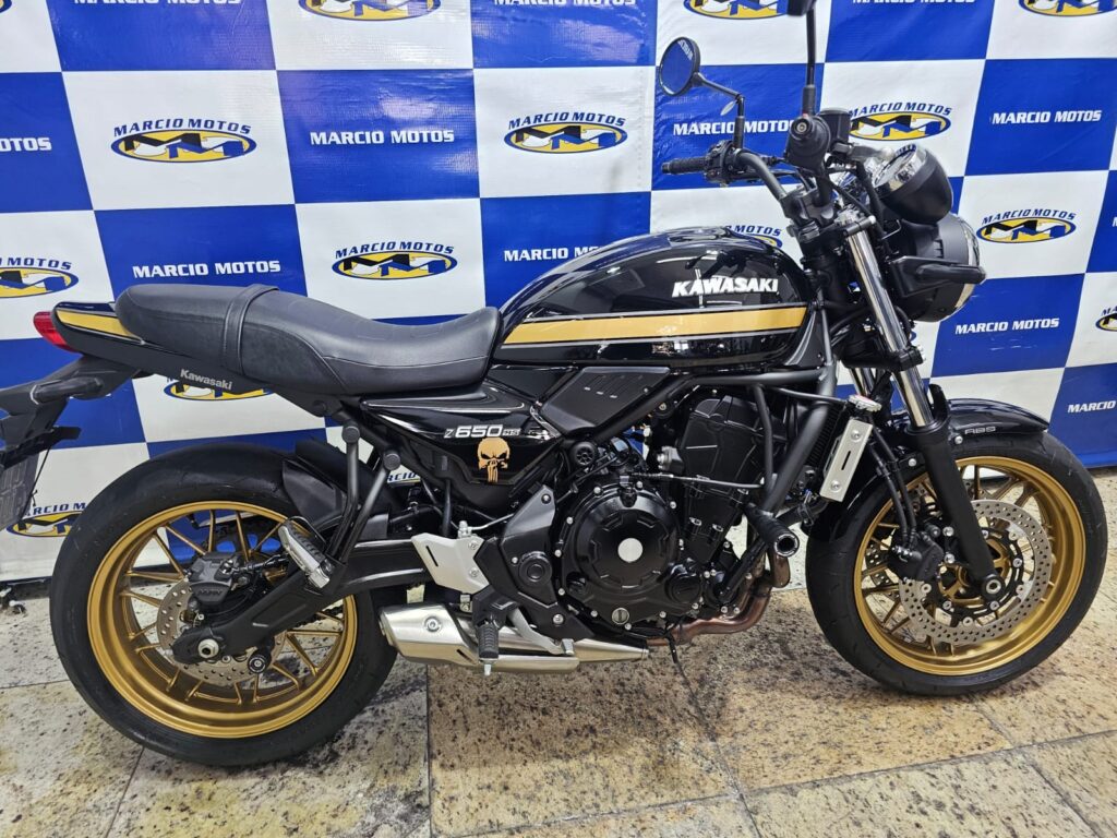 KAWASAKI Z 650 RS 25/25