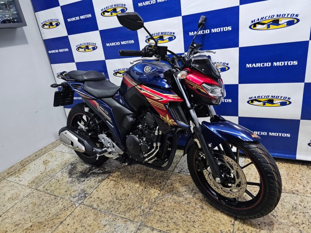 B YAMAHA FZ 25 FAZER LE 20/21